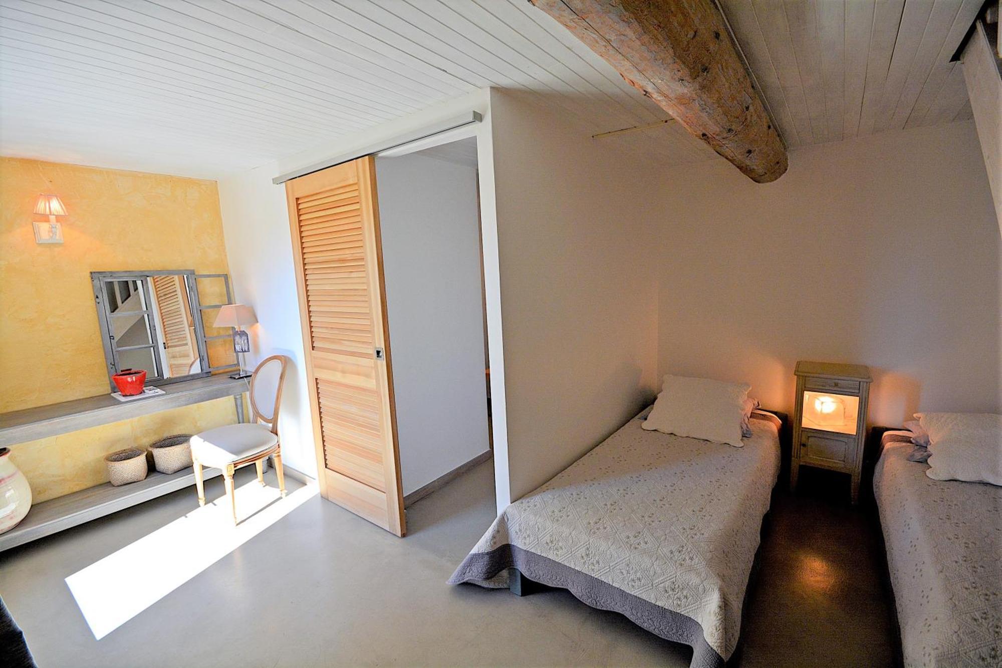 Bed and Breakfast Mas Les Fleurs D'Hilaire Monteux Habitación foto